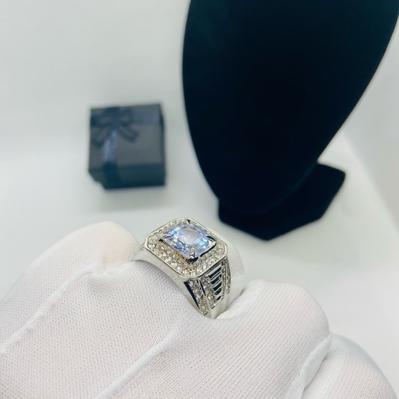 * NEW Men Silver Square Diamond Wide Band Ring - Picture 10 of 11